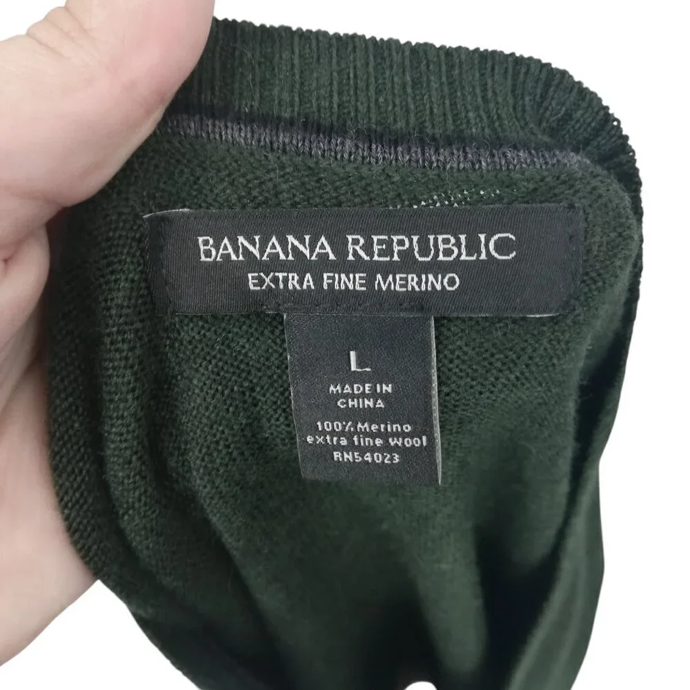 Banana Republic Extra Fine Merino Wool V Neck Green Pullover Sweater Size L Mens